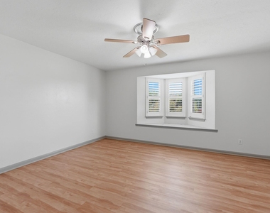 9253 Fathom Drive - Photo Thumbnail 27
