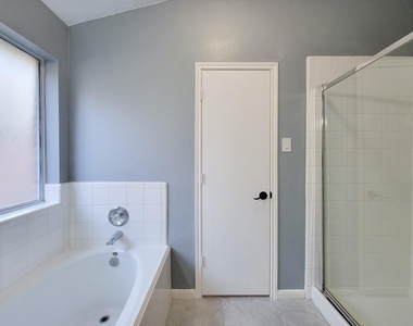 1206 Hemple Drive - Photo Thumbnail 31