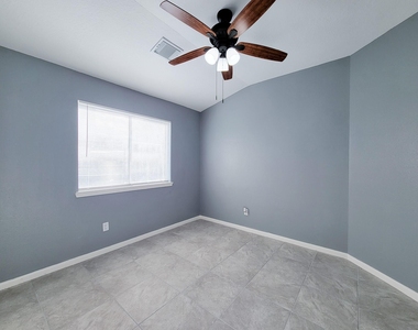 1206 Hemple Drive - Photo Thumbnail 26