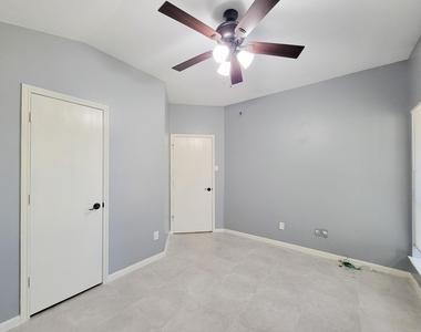 1206 Hemple Drive - Photo Thumbnail 22