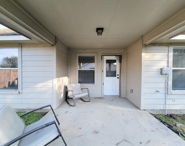 1206 Hemple Drive - Photo Thumbnail 35