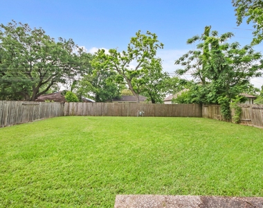 7306 Parker Road - Photo Thumbnail 16