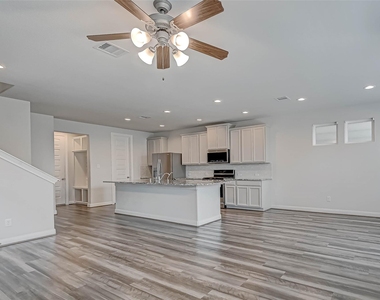 9905 Brickhouse Drive - Photo Thumbnail 12