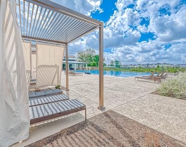 9905 Brickhouse Drive - Photo Thumbnail 43