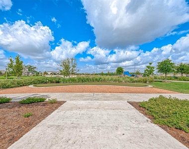 9905 Brickhouse Drive - Photo Thumbnail 36