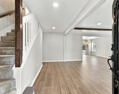 41 Eagle Court - Photo Thumbnail 4