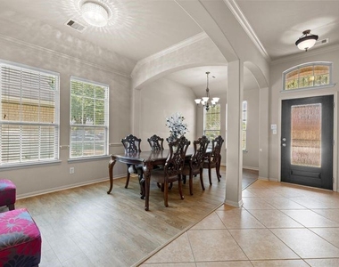 12610 Redbud Villa Lane - Photo Thumbnail 2