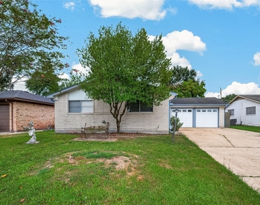 1215 Mosher Lane - Photo Thumbnail 31