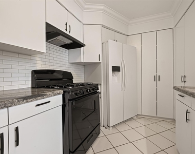 1215 Mosher Lane - Photo Thumbnail 10