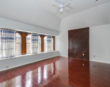 6823 Puerta Vista Lane - Photo Thumbnail 29