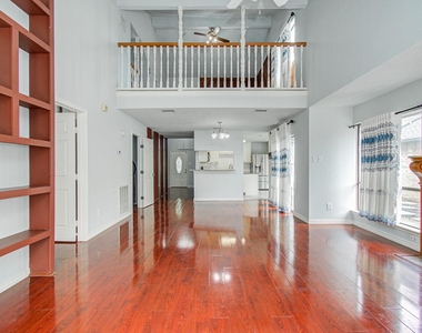 6823 Puerta Vista Lane - Photo Thumbnail 14
