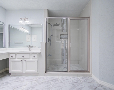 6823 Puerta Vista Lane - Photo Thumbnail 31