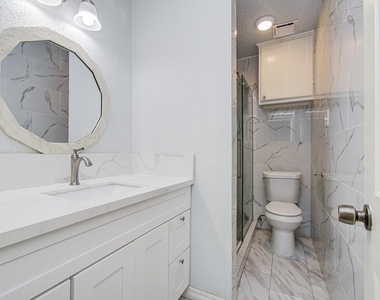 6823 Puerta Vista Lane - Photo Thumbnail 9
