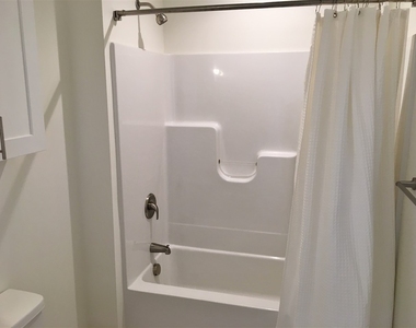 875 Elm - Photo Thumbnail 40