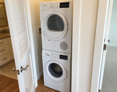 875 Elm - Photo Thumbnail 26