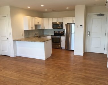 875 Elm - Photo Thumbnail 7