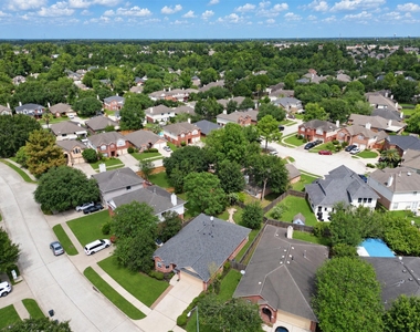 21808 Whispering Forest Drive - Photo Thumbnail 13