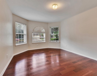 21808 Whispering Forest Drive - Photo Thumbnail 10