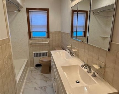 43 Oakwood - Photo Thumbnail 1