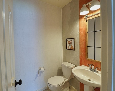2123 Meadow Park Circle - Photo Thumbnail 25