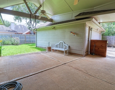 2123 Meadow Park Circle - Photo Thumbnail 28