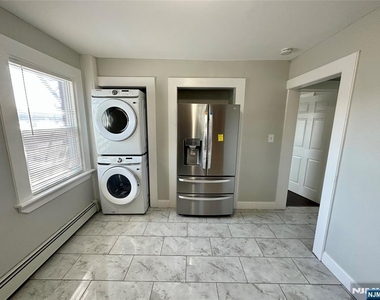 41 Greenwood - Photo Thumbnail 2