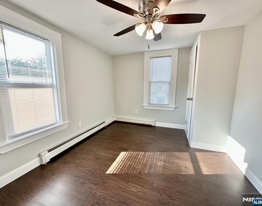 41 Greenwood - Photo Thumbnail 5