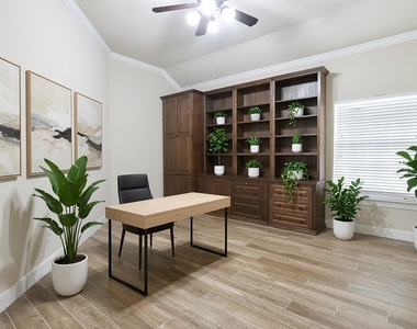8303 Crescent Knolls Dr Drive - Photo Thumbnail 12