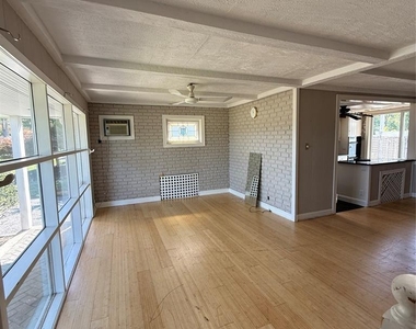 244 Westville - Photo Thumbnail 1