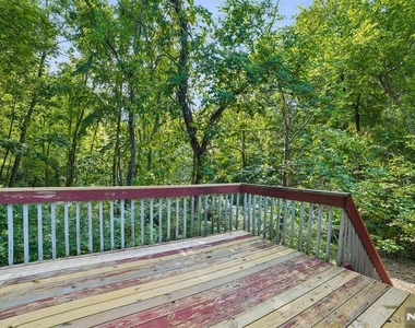 147 Kinnelon - Photo Thumbnail 18