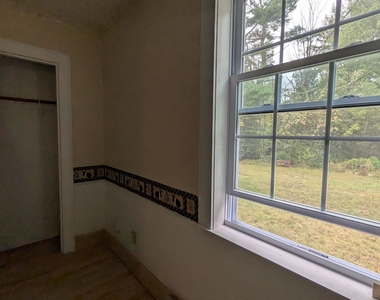 215 Bay - Photo Thumbnail 10