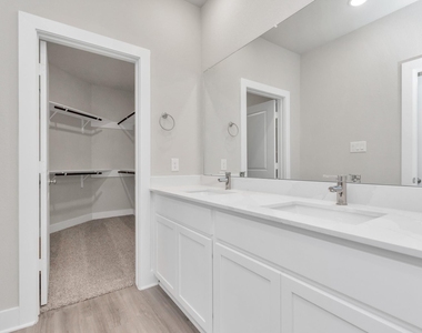 7310 Coconut Bay Drive - Photo Thumbnail 12