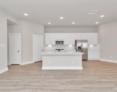 7310 Coconut Bay Drive - Photo Thumbnail 6