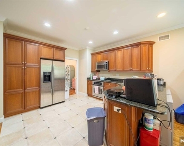 32 Candlewood - Photo Thumbnail 7