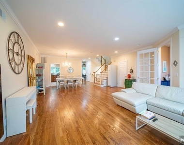 32 Candlewood - Photo Thumbnail 4