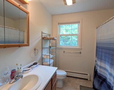 184 Brock - Photo Thumbnail 11