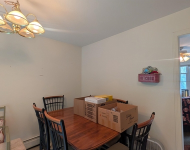 184 Brock - Photo Thumbnail 5