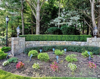 2406 Hemingway - Photo Thumbnail 36