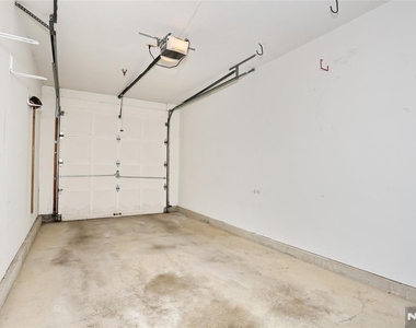 2406 Hemingway - Photo Thumbnail 33
