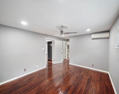 311 Hawthorne Street - Photo Thumbnail 14