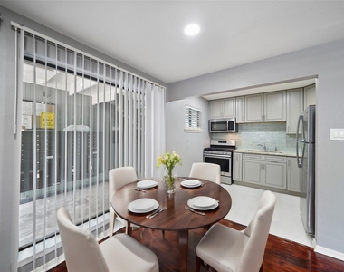 311 Hawthorne Street - Photo Thumbnail 5