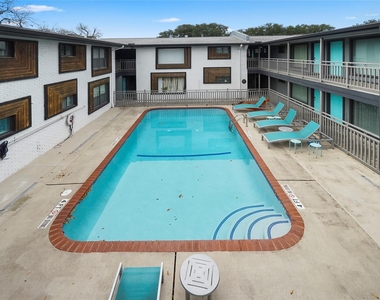 311 Hawthorne Street - Photo Thumbnail 19