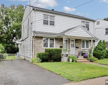29-31 Linden - Photo Thumbnail 25