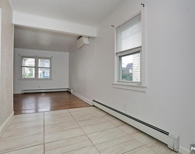29-31 Linden - Photo Thumbnail 8