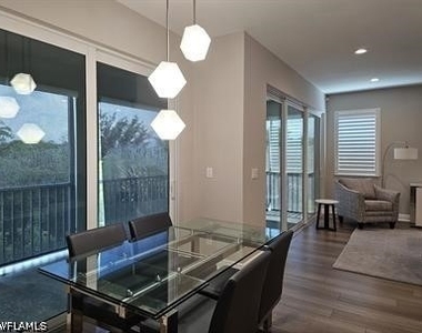 2280 Priory Lane - Photo Thumbnail 6