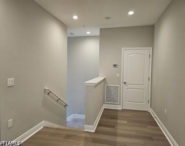 2280 Priory Lane - Photo Thumbnail 4