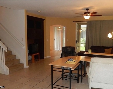 17533 Laurel Grove Court - Photo Thumbnail 2