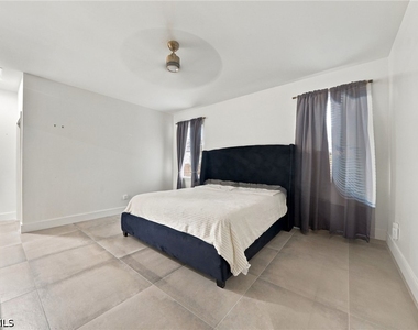 25227 Cordera Point Drive - Photo Thumbnail 11