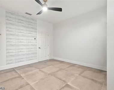 25227 Cordera Point Drive - Photo Thumbnail 16