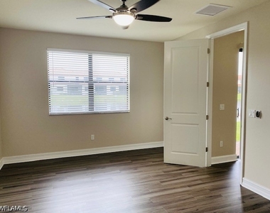 7944 Bristol Circle - Photo Thumbnail 8